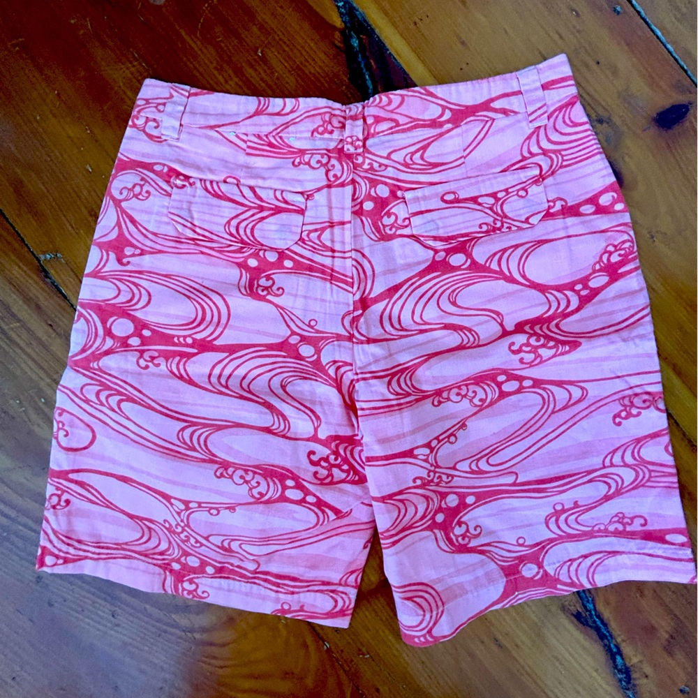 Early 2000’s vintage Patagonia pink swirl Bermuda shorts women’s 12 never worn